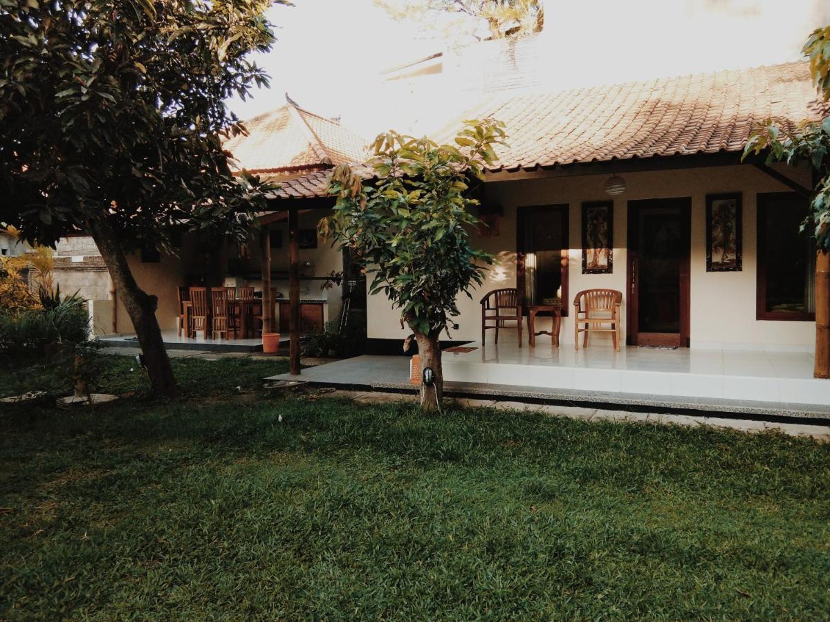 Honey Home Stay Canggu Exterior foto